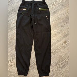 Mens black joggers w/Camo trim sz med
